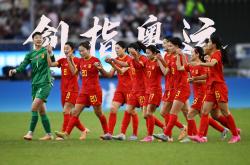 爱游戏官网:国字号女足比赛秘辛曝光，备战关键一战